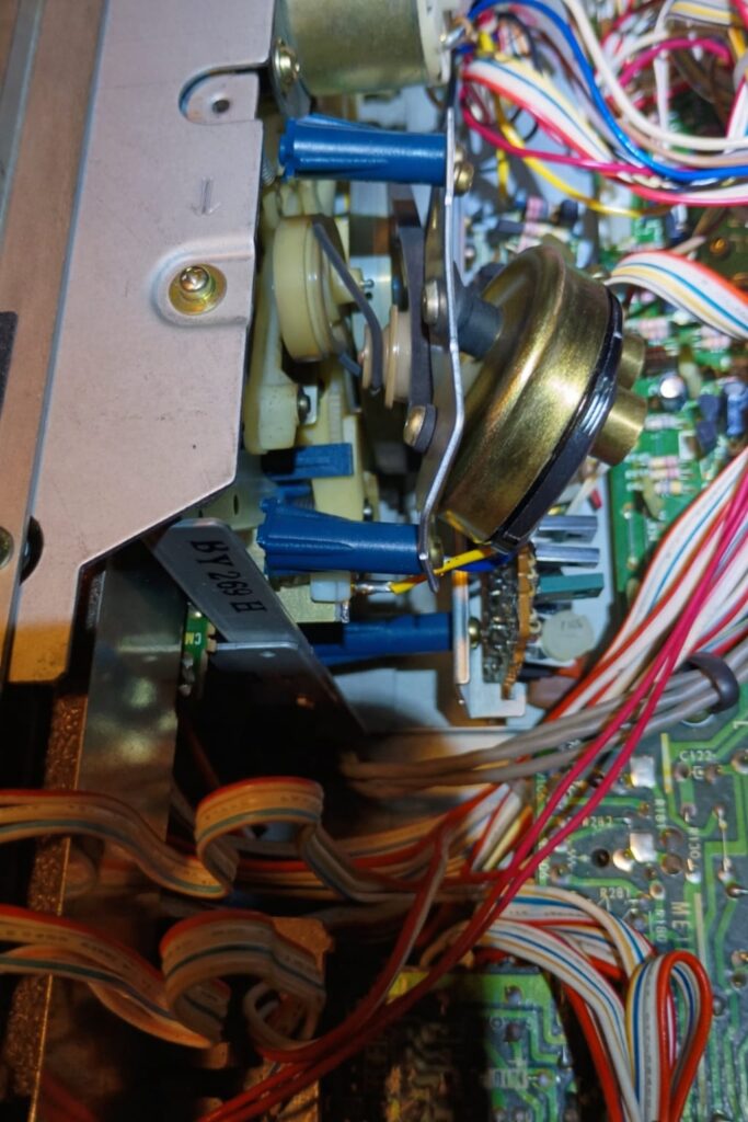 manipulacja zdjęciem produktu AI fałszywe zdjęcie uszkodzonego produktu fotomontaż produktu sprzedaż internetowa przeróbka zdjęcia produktu AI retusz zdjęcia produktu sprzedaży manipulacja fotografii produktu aukcji analiza autentyczności zdjęcia produktu cyfrowa manipulacja obrazu produktu fałszywe uszkodzenie produktu zdjęcie manipulacja zdjęciem reklamacji